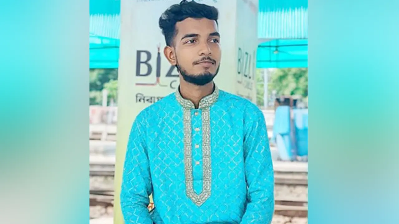 সড়কে ঝরল কোরআনে হাফেজের প্রাণ